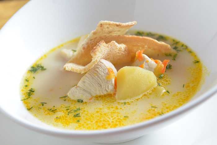 Домашний сырный суп вкуснее ресторанного: 7 вариантов на любой вкус